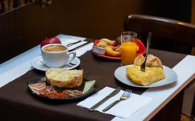 Hotel Apolonia Soria